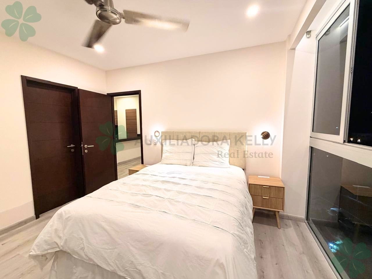 Apartamento amueblado con vista al lago