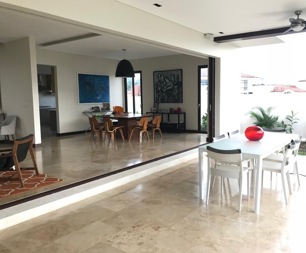 Comodidad - Seguridad - Exclusividad