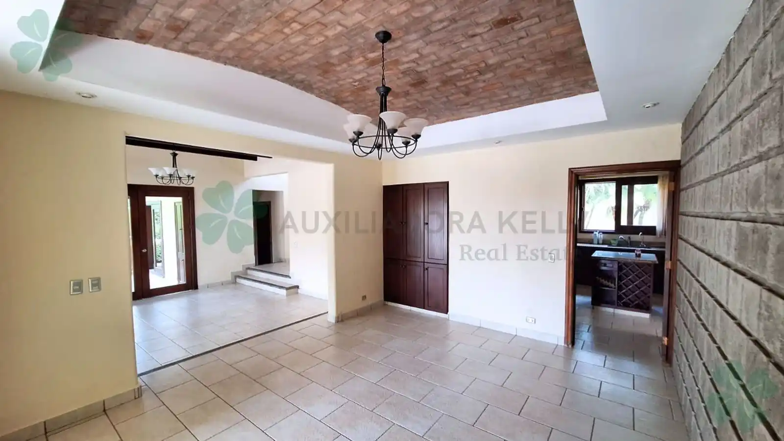 Linda casa en la Estancia de Santo Domingo